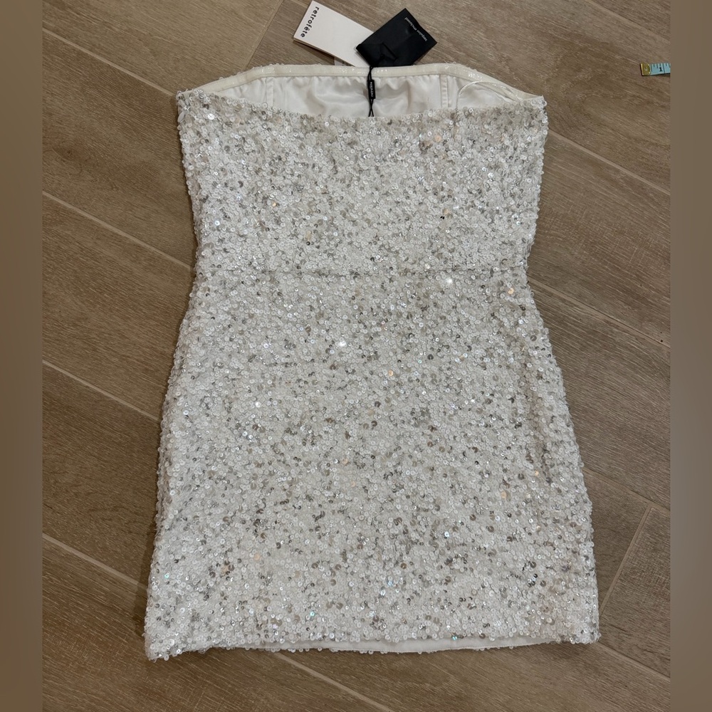 NWT Retrofête Heather Sequin Mini Dress in Silver/White ($598) Size M - Picture 8 of 13